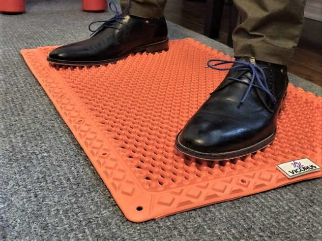 SP1KE™ Mat (Large) – Stand Strong, Stay Energized. Fight fatigue, improve circulation, and keep your whole body activated while you stand.