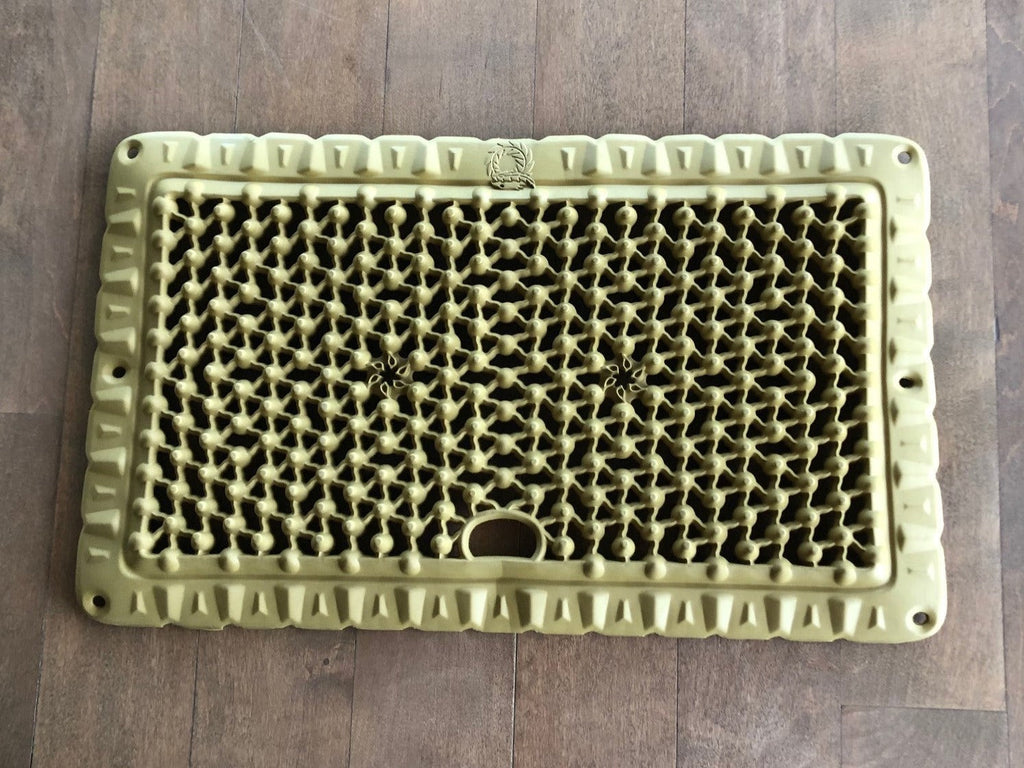 SP1KE™ Kneelers – Comfort Where It Counts Protect your knees, reduce strain, and stay comfortable while working or playing low to the ground.